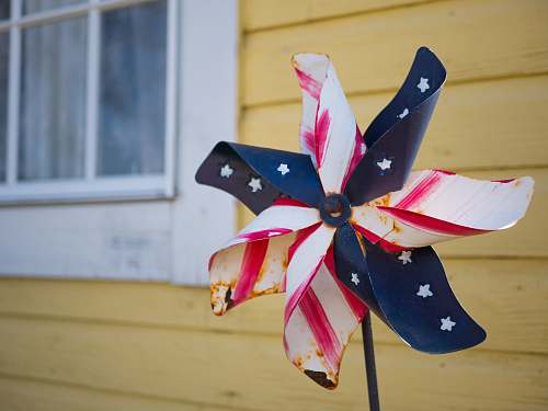 gift US flag themed fan hubbard